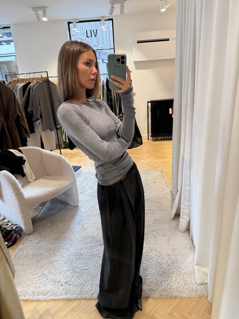 Rhune Noor knit dark grey