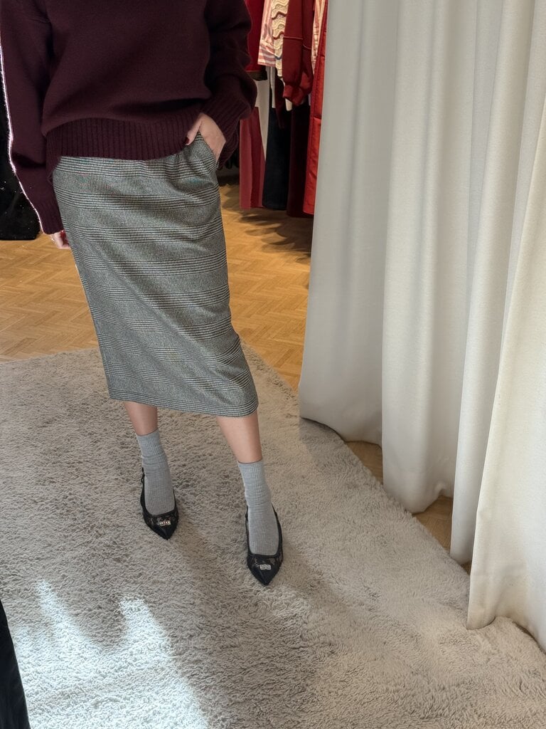 Rhune Isa skirt prince de galle