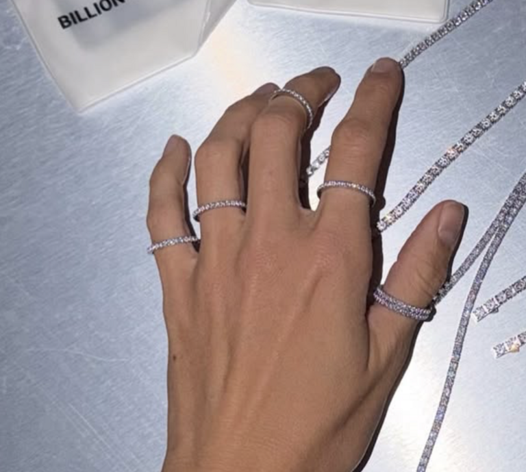 Billion Avenue Tennis band ring
