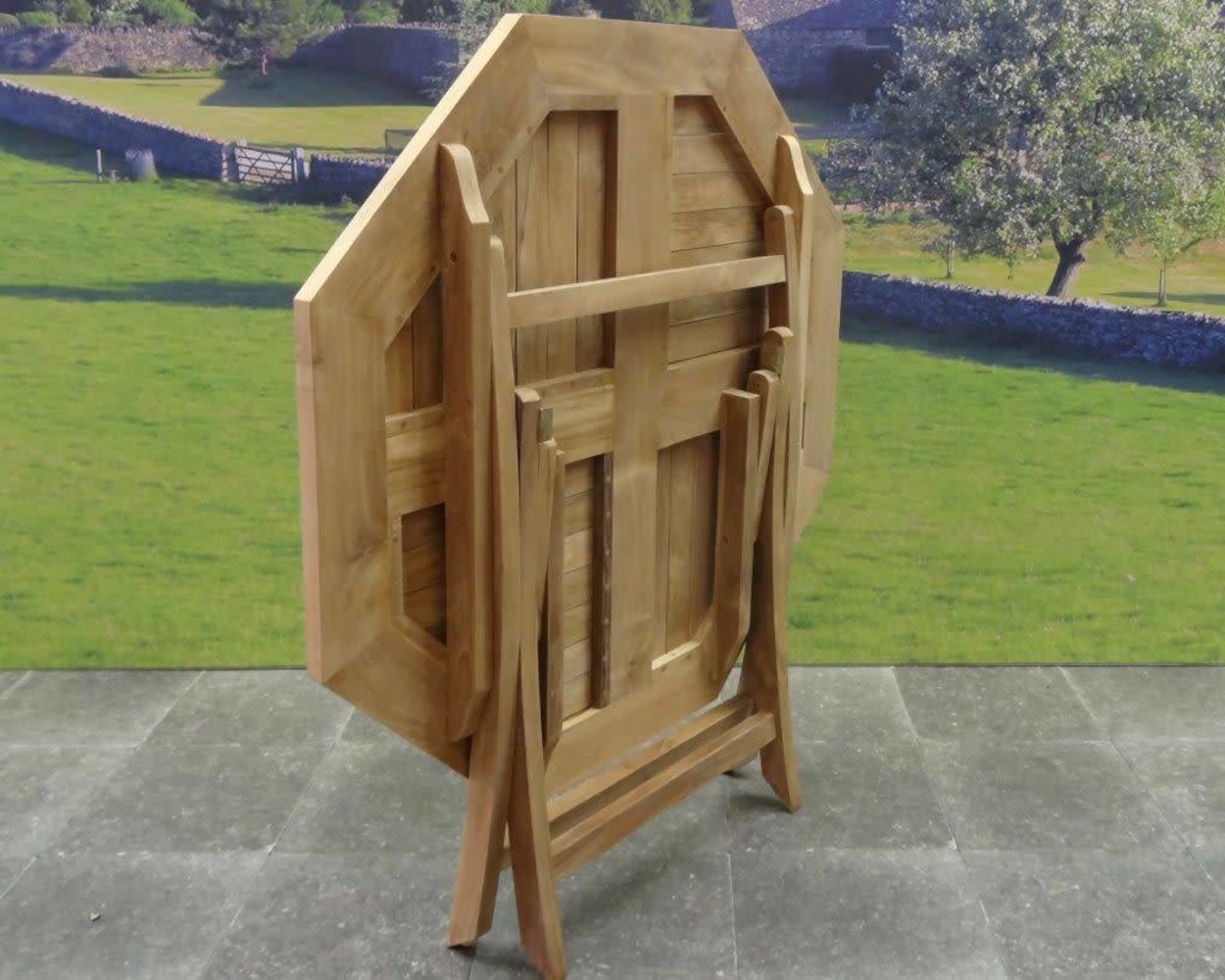 AVH-Collectie Klaptafel 100 cm achtkantig teak AVH-Collectie Klaptafel 100 cm achtkantig teak