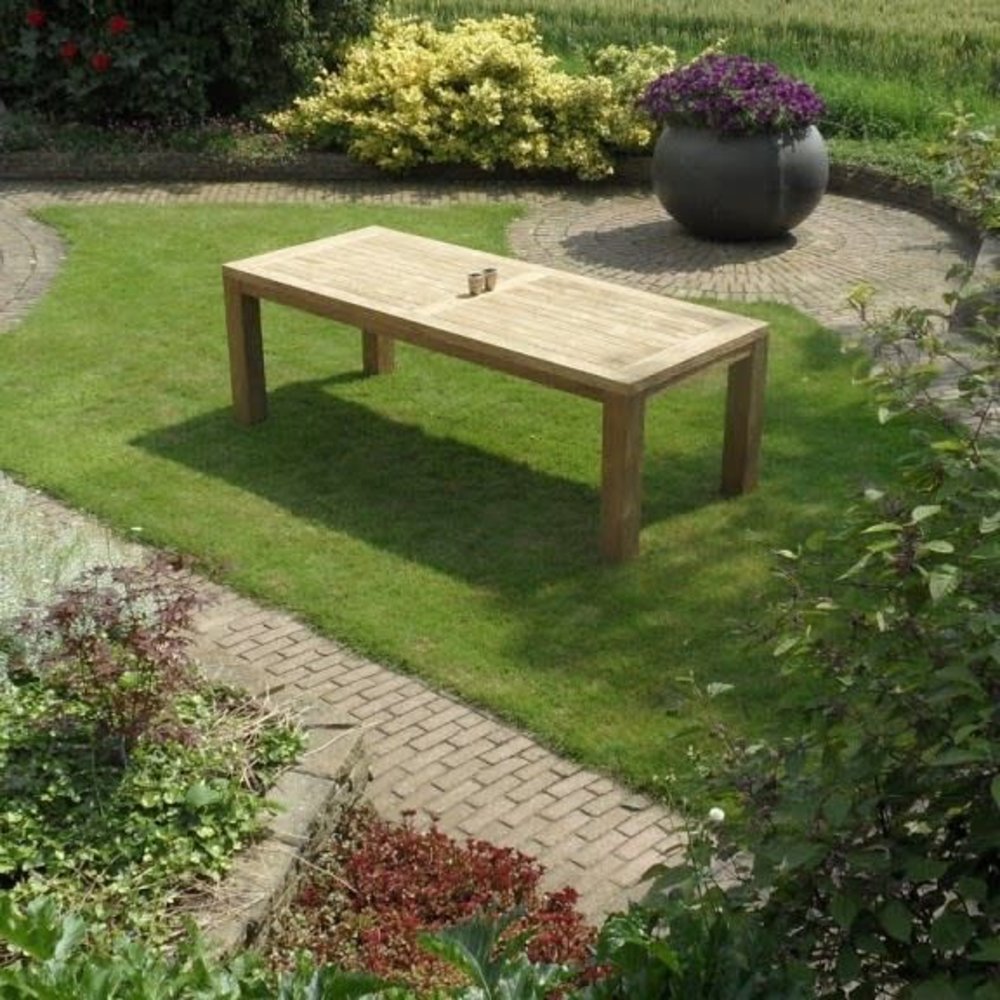 AVH-Collectie Selena Old dining tuintafel 240x100xH78 cm teak AVH-Collectie Selena Old dining tuintafel 240x100xH78 cm teak