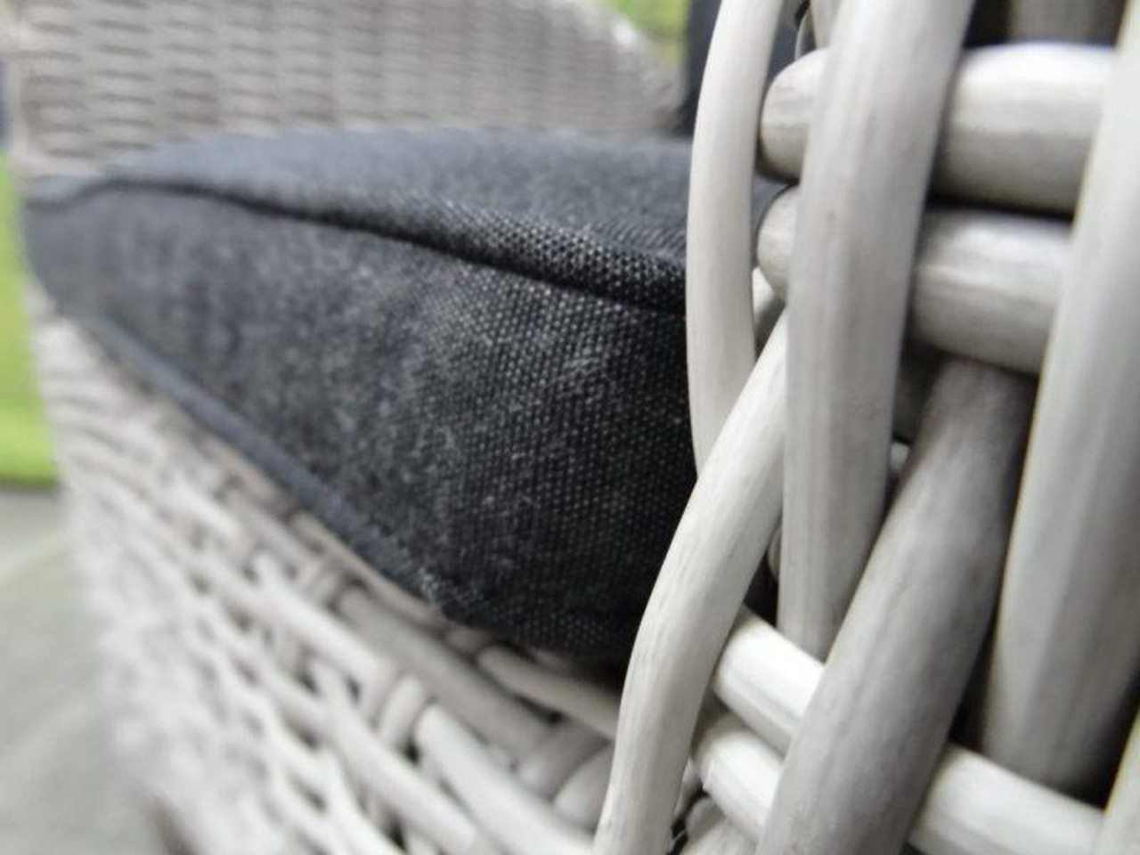 AVH-Collectie Riccione Menorca dining tuinset 110 cm rond verstelbaar 5-delig wit grijs AVH-Collectie Riccione Menorca dining tuinset 110 cm rond verstelbaar 5-delig wit grijs