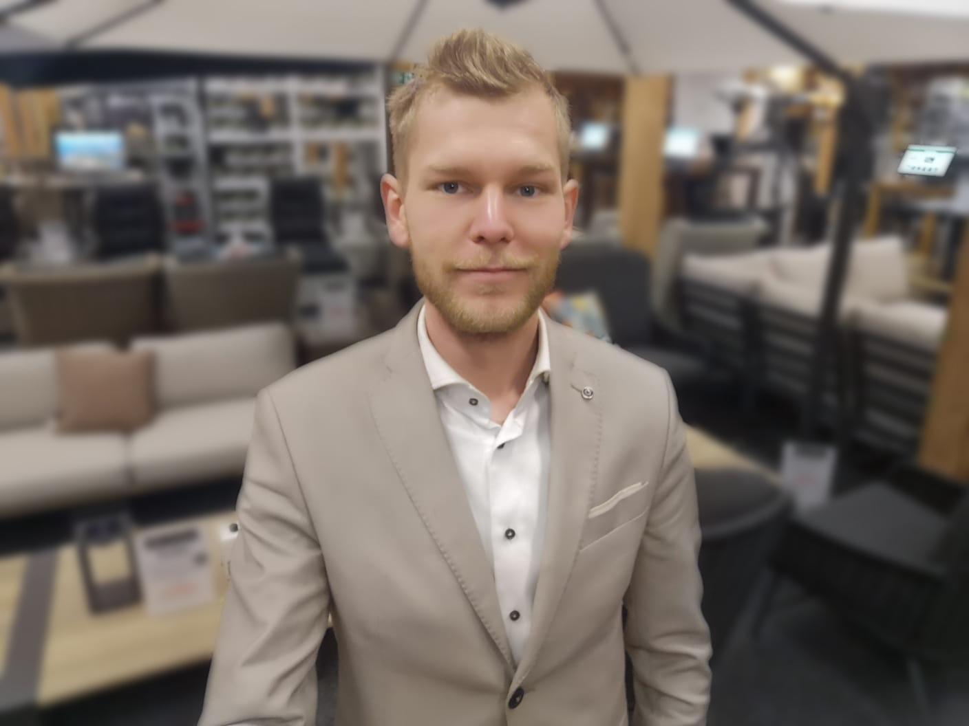 Jari Jonker - digitale verkoopmedewerker