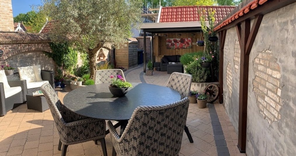 Een aluminium tuinset
