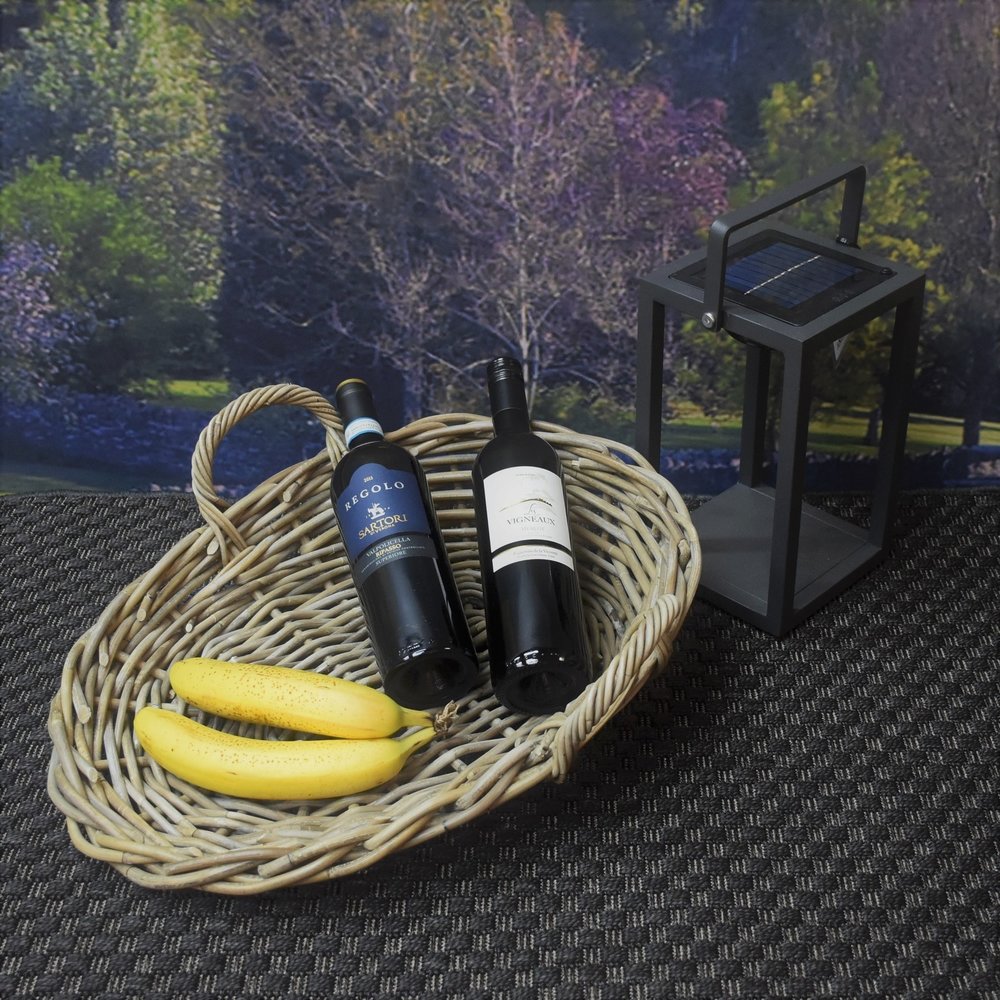 AVH-Collectie Chun rotan mand 53x40xH12 cm AVH-Collectie Chun rotan mand 53x40xH12 cm