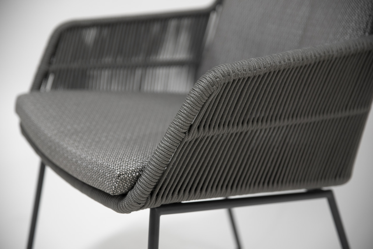 4 Seasons Outdoor 4 Seasons Outdoor Valencia dining stoel Platinum 4 Seasons Outdoor 4 Seasons Outdoor Valencia dining stoel Platinum