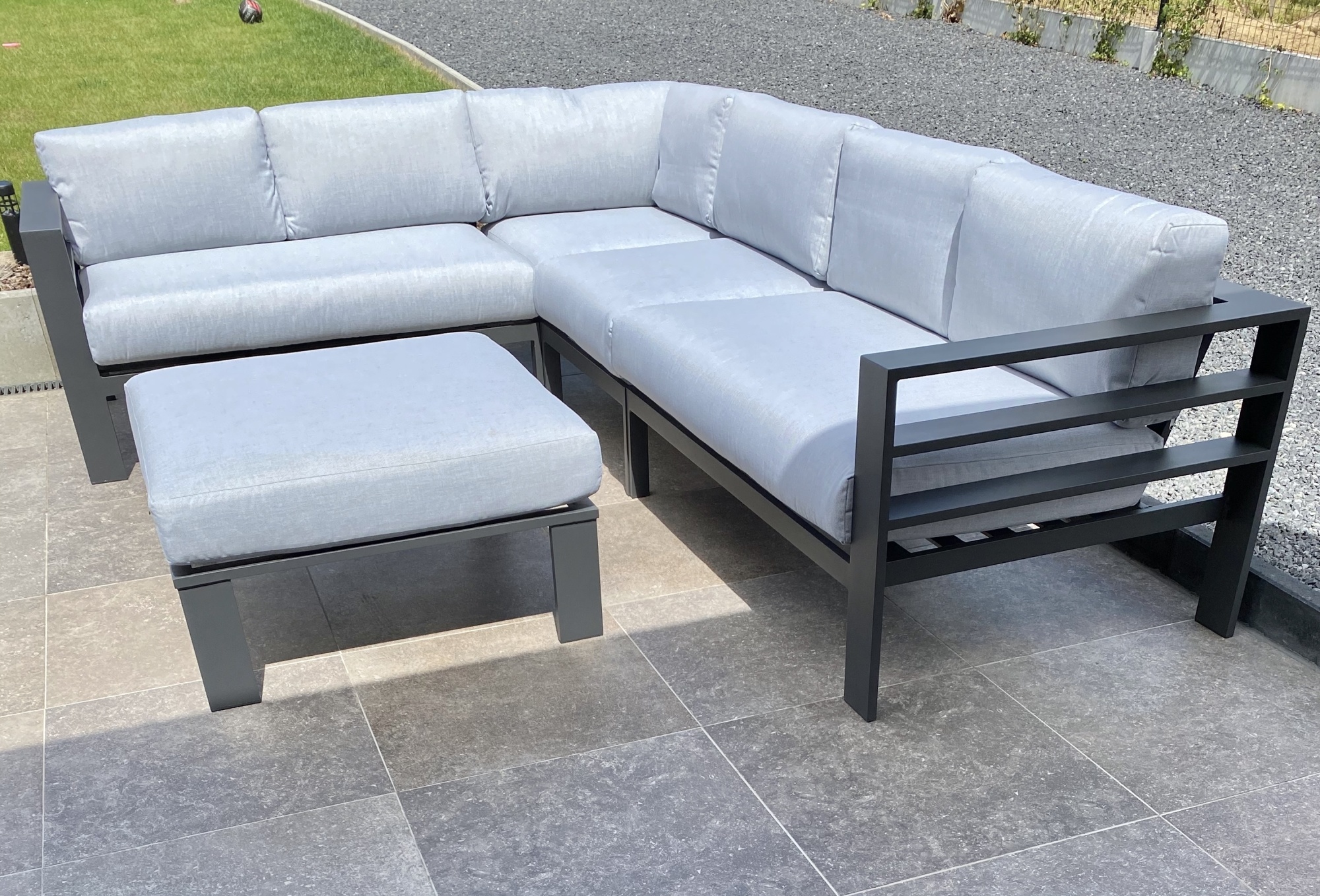 Wat te doen met jouw tuinmeubelen in het voorjaar?