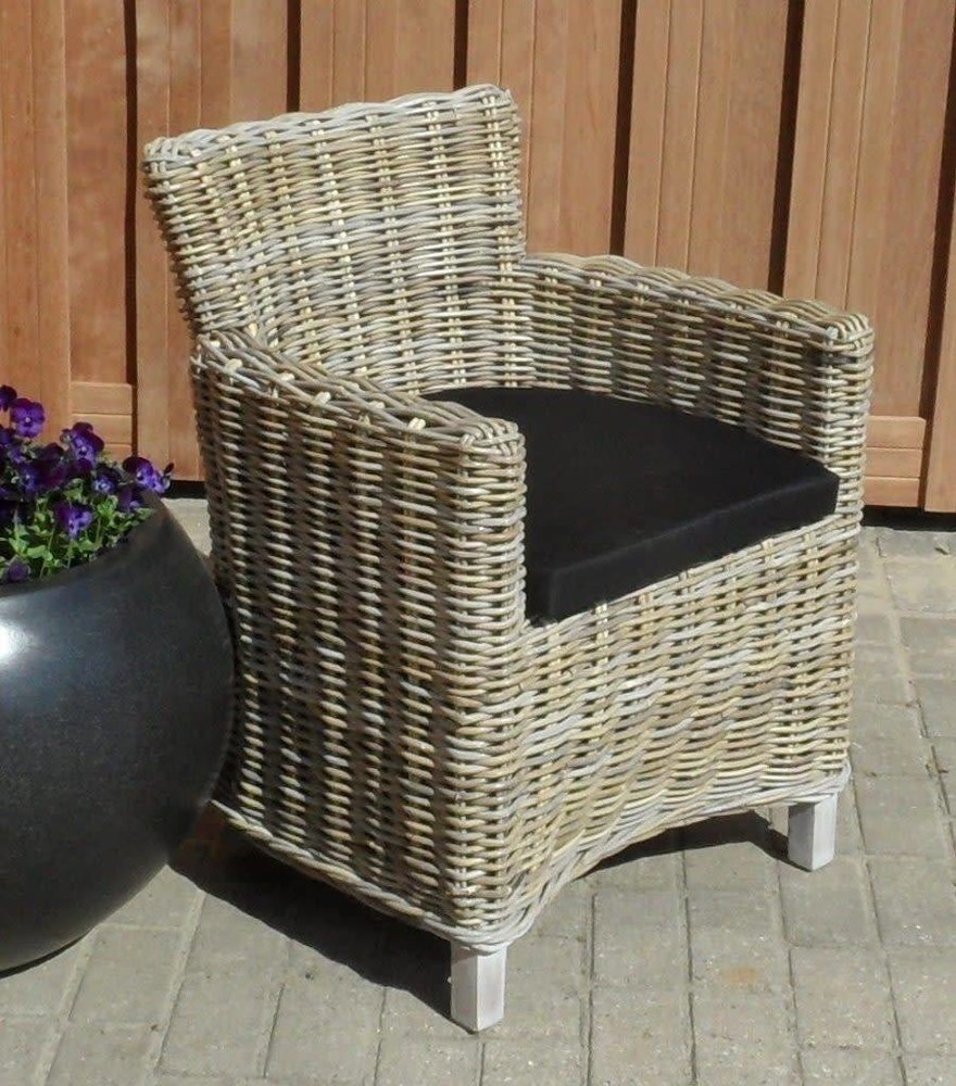 AVH-Collectie Liverno dining tuinstoel naturel rotan - olefin black AVH-Collectie Liverno dining tuinstoel naturel rotan - olefin black