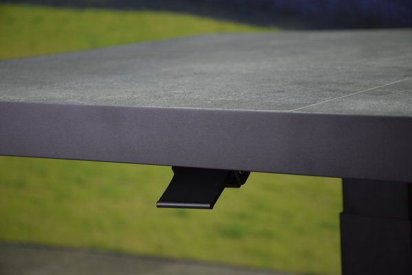 AVH-Collectie Pacific lounge-diningtafel 140x85xH49-72 cm in hoogte verstelbaar aluminium antraciet ceramic blad AVH-Collectie Pacific lounge-diningtafel 140x85xH49-72 cm in hoogte verstelbaar aluminium antraciet ceramic blad