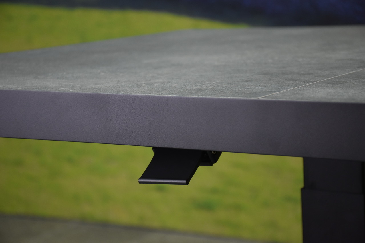 AVH-Collectie Pacific lounge-diningtafel 160x90xH49-72 cm in hoogte verstelbaar aluminium antraciet ceramic blad AVH-Collectie Pacific lounge-diningtafel 160x90xH49-72 cm in hoogte verstelbaar aluminium antraciet ceramic blad