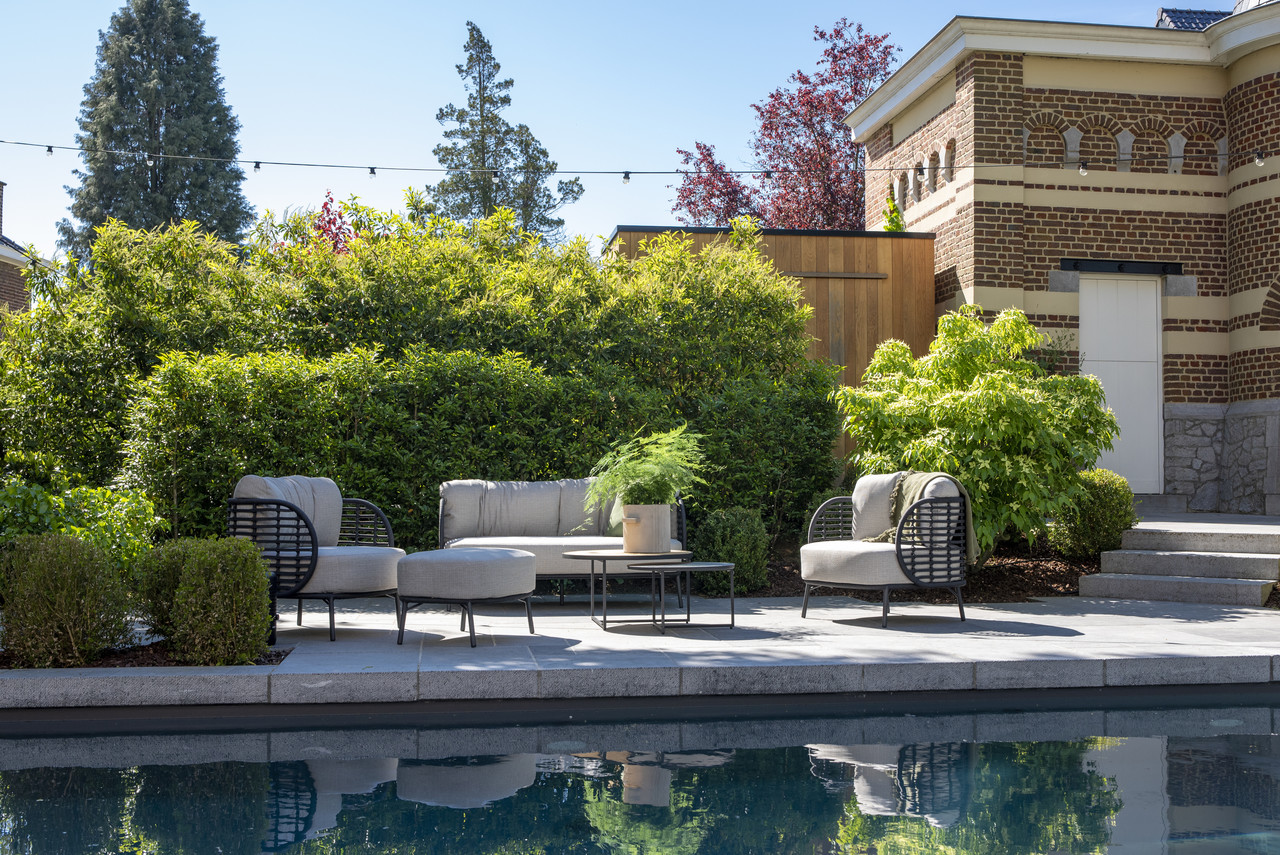 4 Seasons Outdoor Fabrice stoel bank loungeset 5 delig antraciet rope 4 Seasons Outdoor 4 Seasons Outdoor Fabrice stoel bank loungeset 5 delig antraciet rope 4 Seasons Outdoor