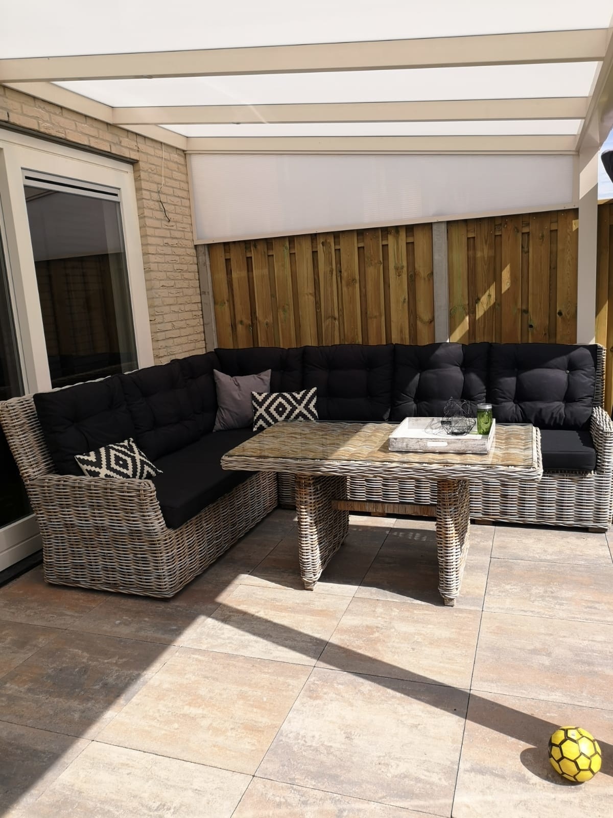 De slimste manieren om schaduw in je tuin te realiseren