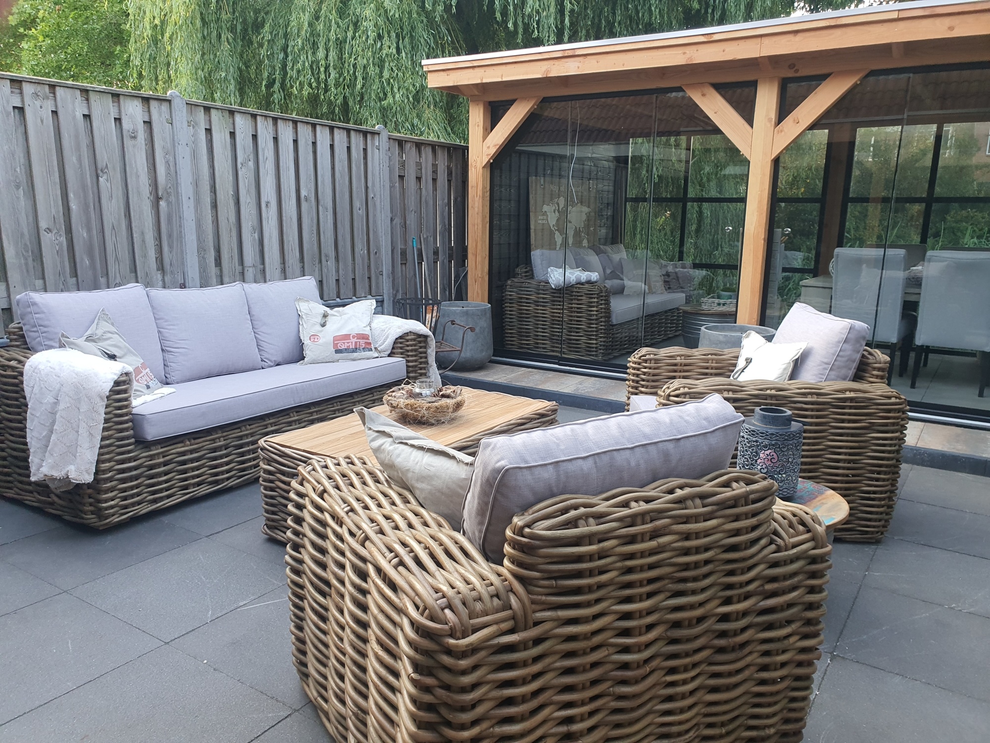 Een luxe uitstraling voor je tuin in een handomdraai! Een luxe uitstraling voor je tuin in een handomdraai!