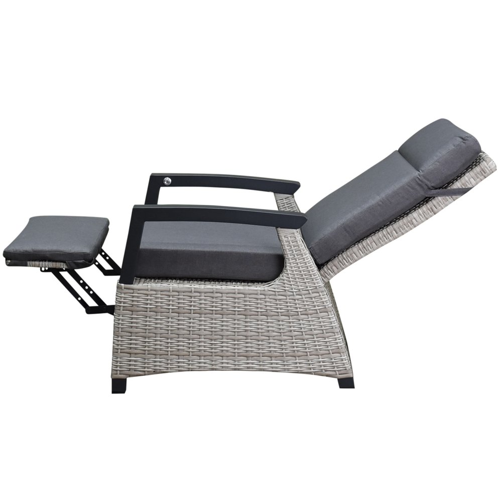 AVH-Collectie Dallas lounge balkonset 2 delig verstelbaar met verstelbare voetenbanken grijs AVH-Collectie Dallas lounge balkonset 2 delig verstelbaar met verstelbare voetenbanken grijs