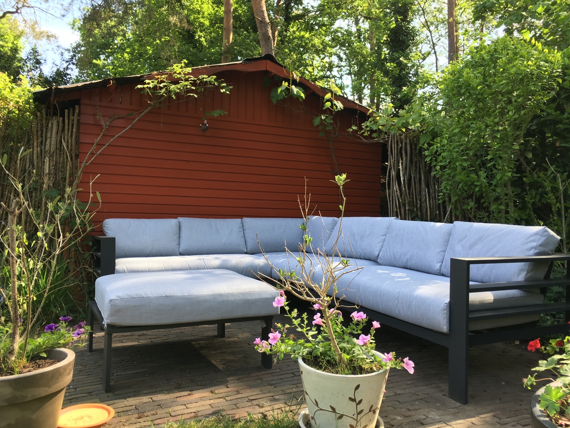 Handige tuin hacks die het tuinwerk net even wat makkelijker maken Handige tuin hacks die het tuinwerk net even wat makkelijker maken