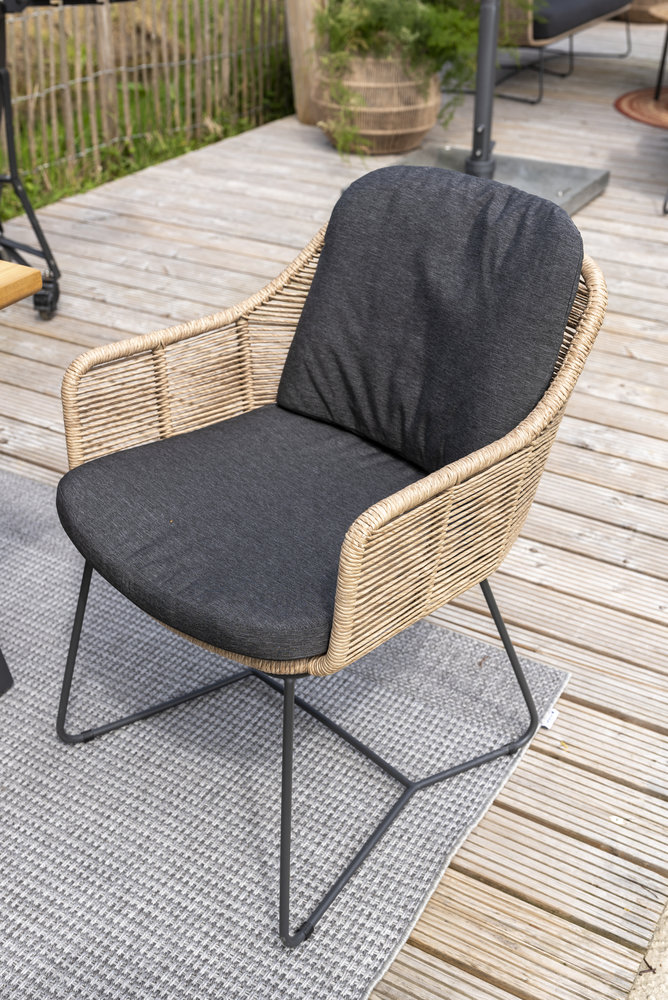 Taste 4SO Belmond dining tuinstoel natural wicker Taste 4SO Taste 4SO Belmond dining tuinstoel natural wicker Taste 4SO