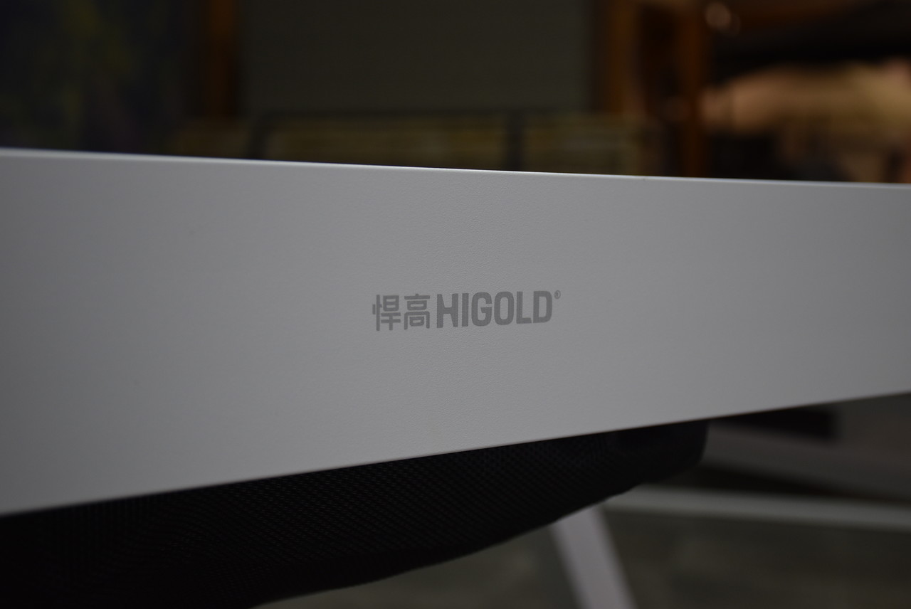 Higold York dining tuintafel 200x90xH75 cm aluminium wit teak - glass top Higold York dining tuintafel 200x90xH75 cm aluminium wit teak - glass top