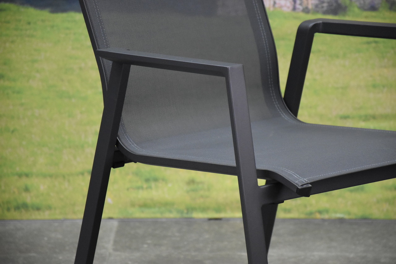 AVH-Collectie Set van 4 New Valley stapelbare tuinstoelen antraciet aluminium AVH-Collectie Set van 4 New Valley stapelbare tuinstoelen antraciet aluminium