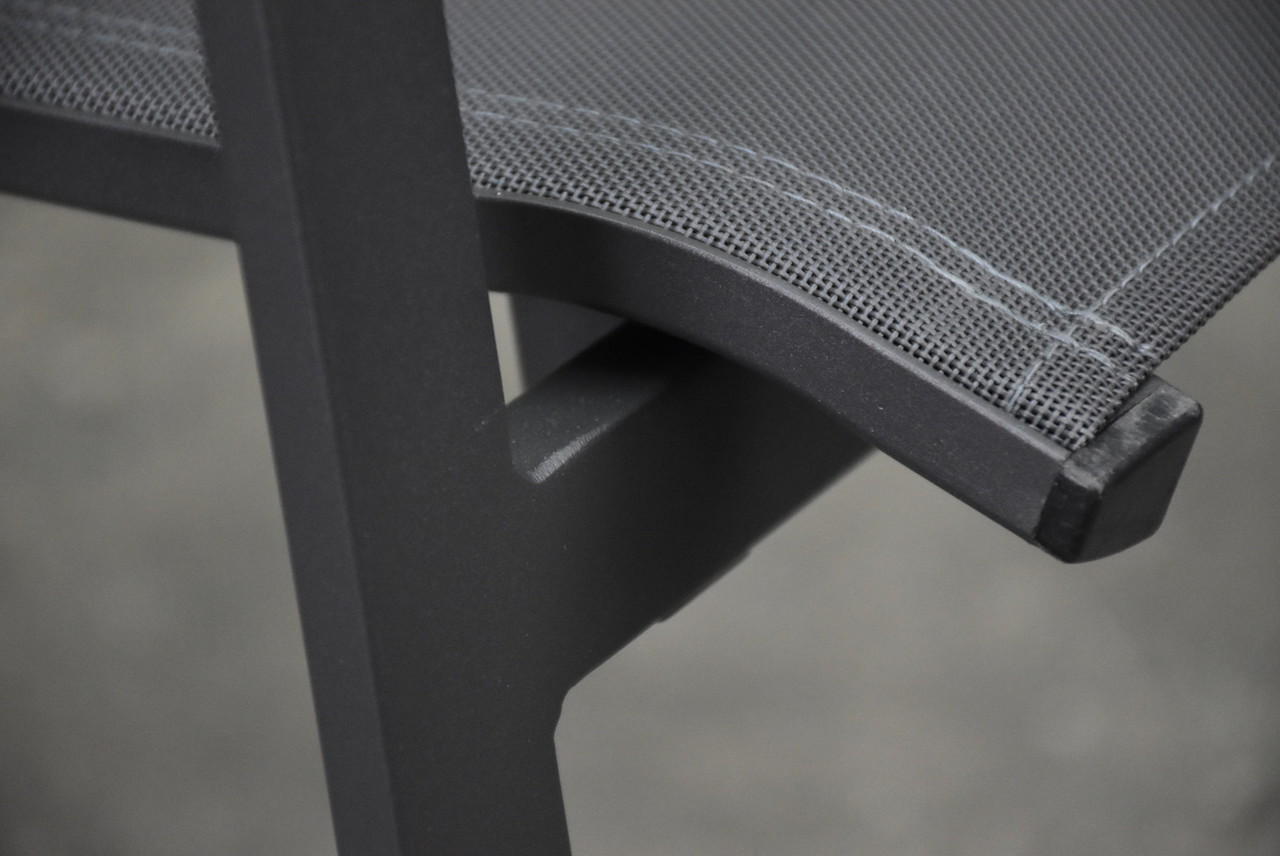 AVH-Collectie Set van 4 New Valley stapelbare tuinstoelen antraciet aluminium AVH-Collectie Set van 4 New Valley stapelbare tuinstoelen antraciet aluminium