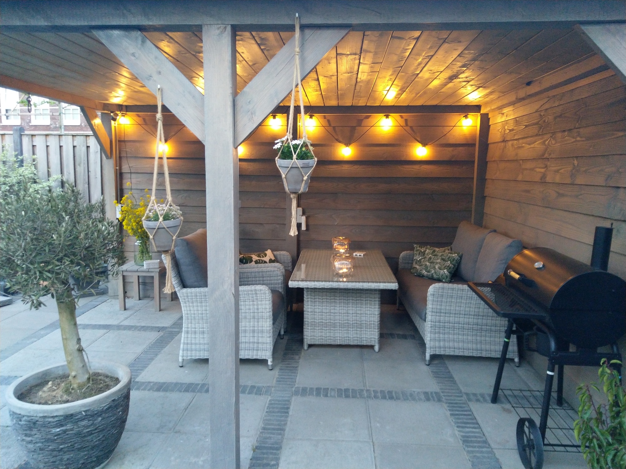 Tuinmeubels - Een tuin voor elke gelegenheid: Tips voor het creëren van