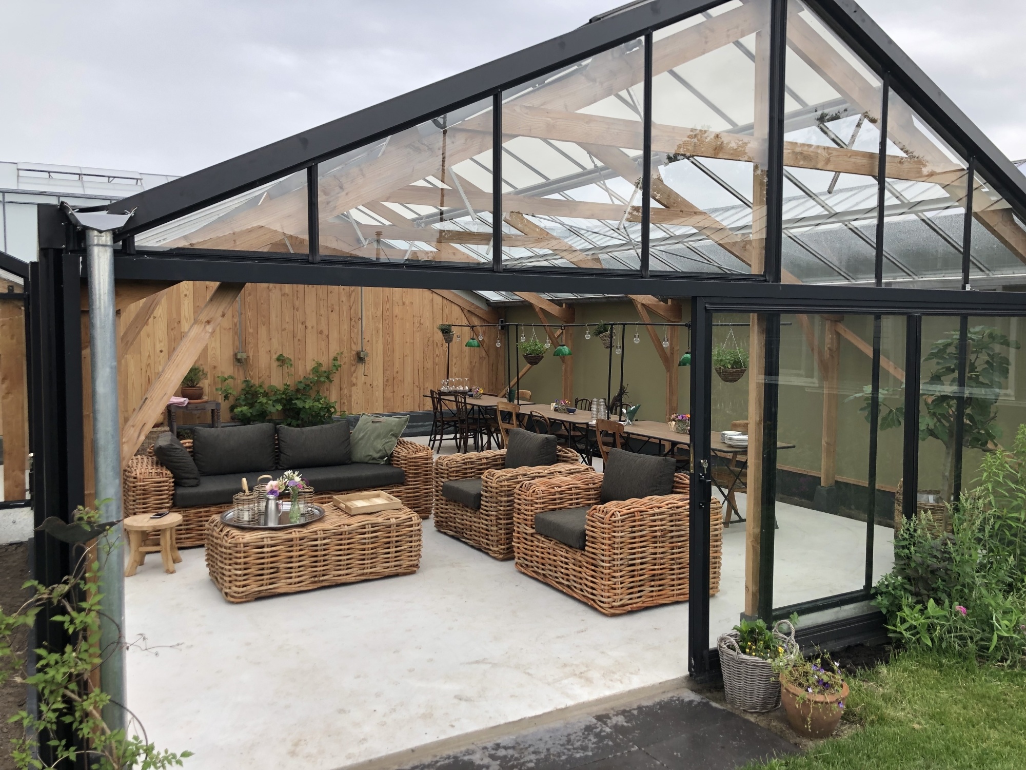 Hoe zorg je voor een ruimtelijke indeling van je tuin