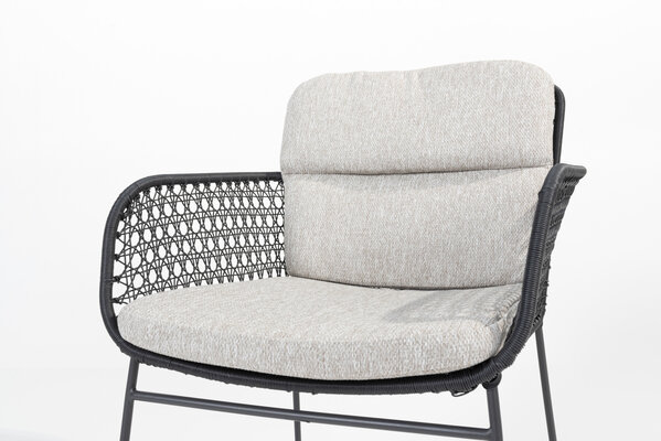 4 Seasons Outdoor Aprilla Prado dining tuinset 130 cm rond 5 delig Antraciet 4 Seasons Outdoor 4 Seasons Outdoor Aprilla Prado dining tuinset 130 cm rond 5 delig Antraciet 4 Seasons Outdoor