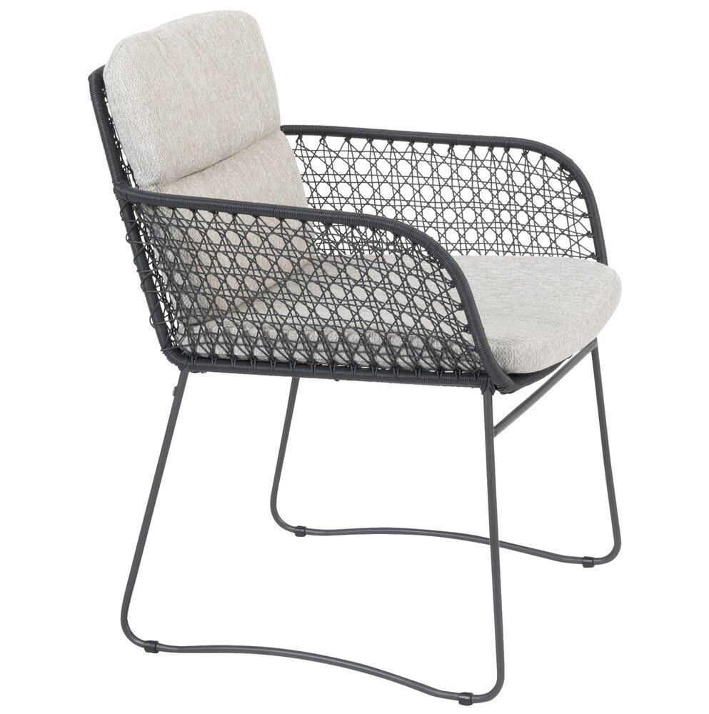 4 Seasons Outdoor Aprilla Prado dining tuinset 160 cm rond 7 delig Antraciet 4 Seasons Outdoor 4 Seasons Outdoor Aprilla Prado dining tuinset 160 cm rond 7 delig Antraciet 4 Seasons Outdoor