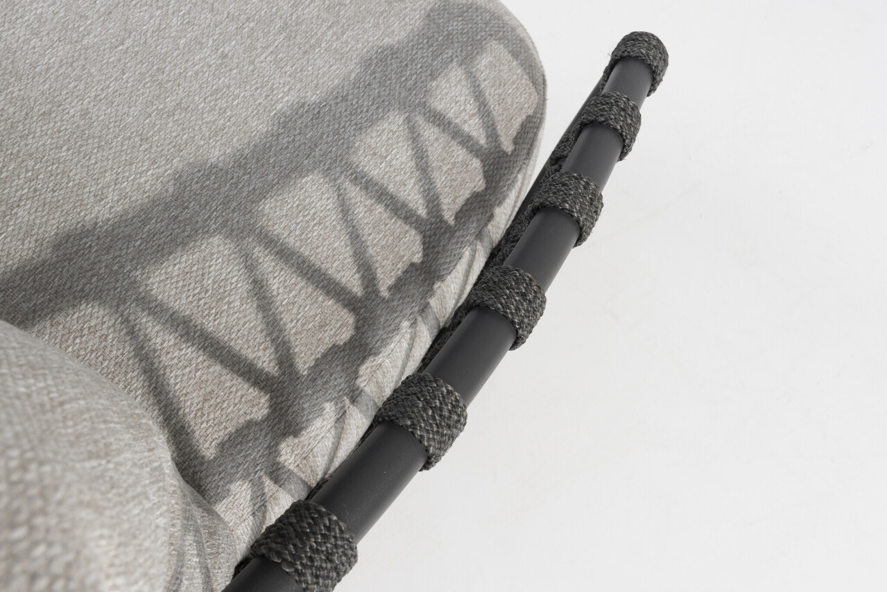 4 Seasons Outdoor Noah Calpi dining tuinset 260x100xH75 cm 7 delig antraciet 4 Seasons Outdoor 4 Seasons Outdoor Noah Calpi dining tuinset 260x100xH75 cm 7 delig antraciet 4 Seasons Outdoor