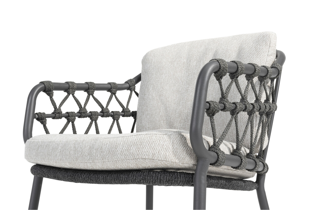 4 Seasons Outdoor Noah Calpi dining tuinset 260x100xH75 cm 7 delig antraciet 4 Seasons Outdoor 4 Seasons Outdoor Noah Calpi dining tuinset 260x100xH75 cm 7 delig antraciet 4 Seasons Outdoor