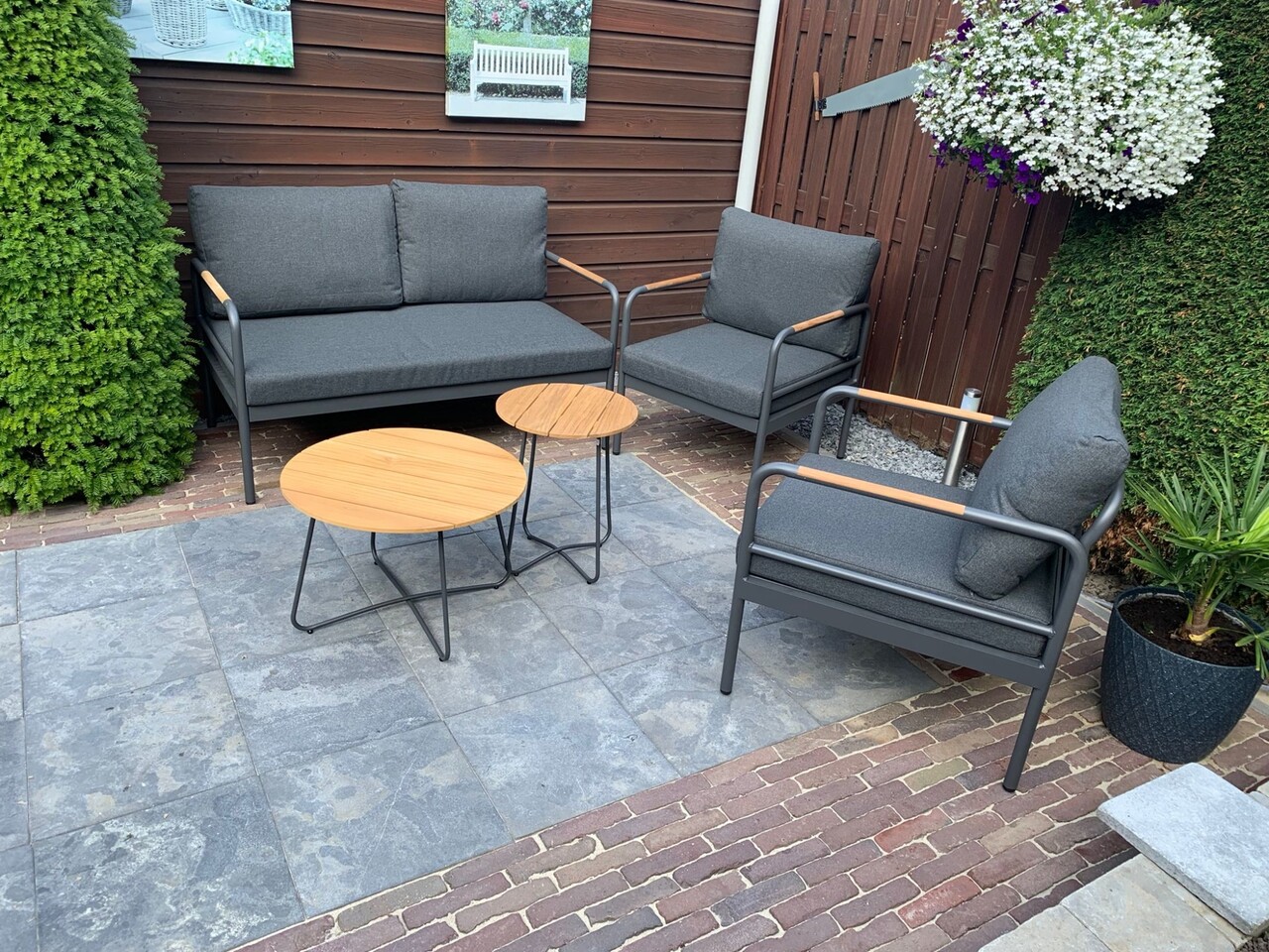 AVH-Collectie Florina stoel bank loungeset 5 delig aluminum teak antraciet AVH-Collectie Florina stoel bank loungeset 5 delig aluminum teak antraciet
