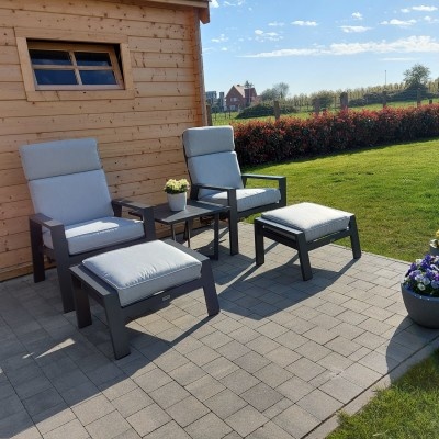 Welk materiaal kies jij voor je tuintafel Welk materiaal kies jij voor je tuintafel