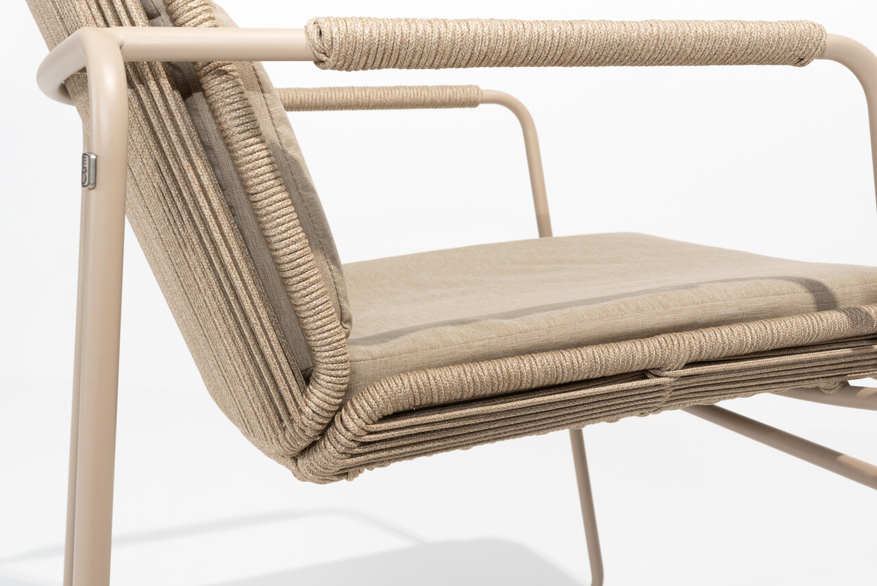 Taste 4SO Parma dining tuinstoel stapelbaar latte Taste 4SO Taste 4SO Parma dining tuinstoel stapelbaar latte Taste 4SO