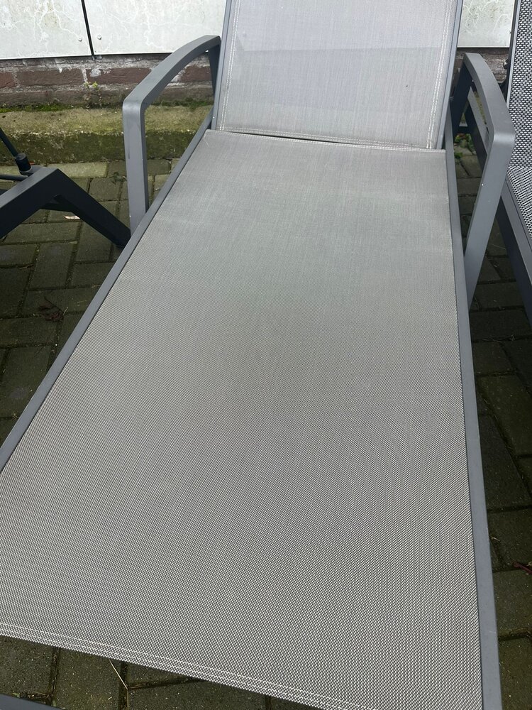 Taste 4SO Showroommodel Solana ligbed Matt carbon Taste4SO