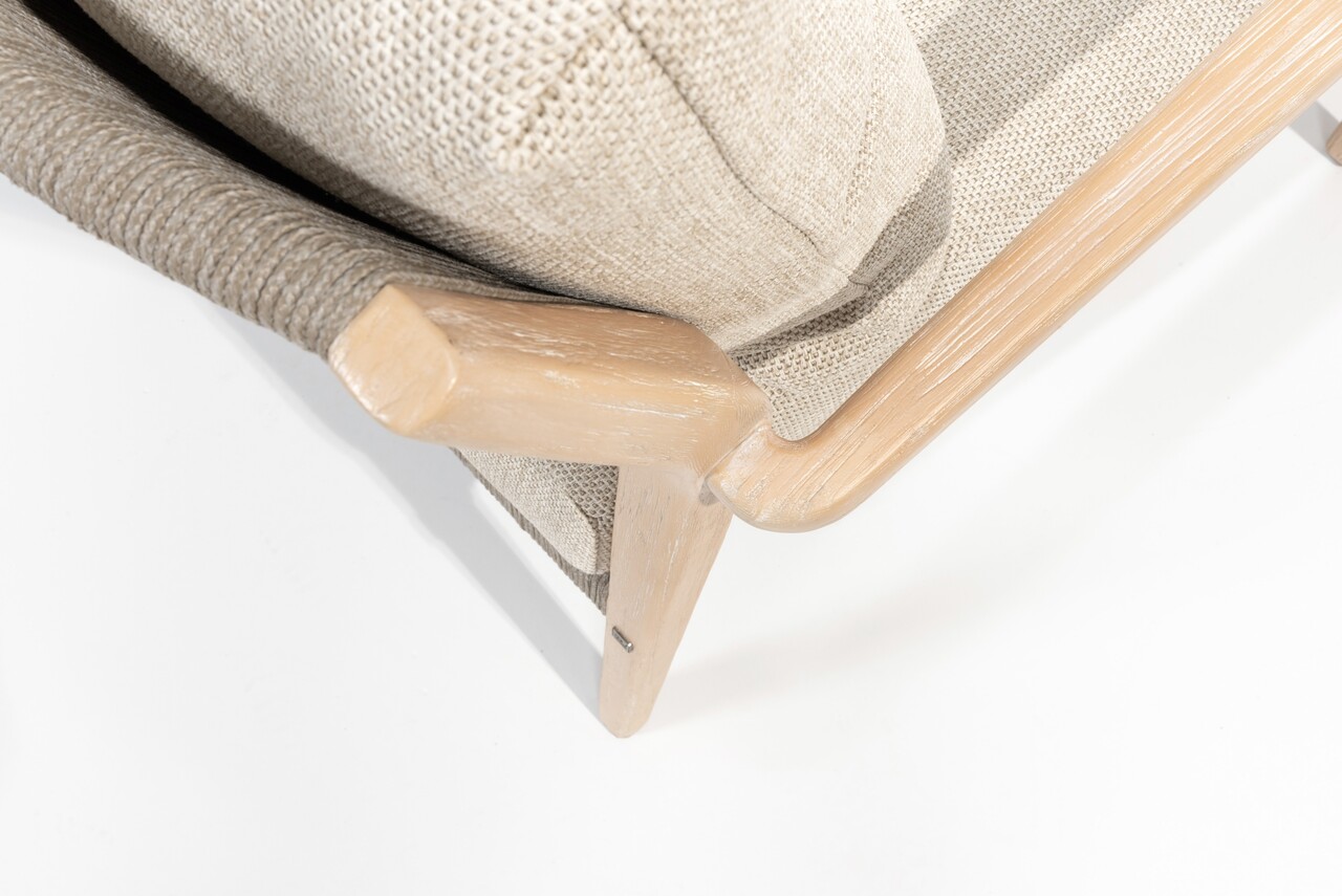 4 Seasons Outdoor Julia low tuinstoel brushed teak 4 Seasons Outdoor 4 Seasons Outdoor Julia low tuinstoel brushed teak 4 Seasons Outdoor