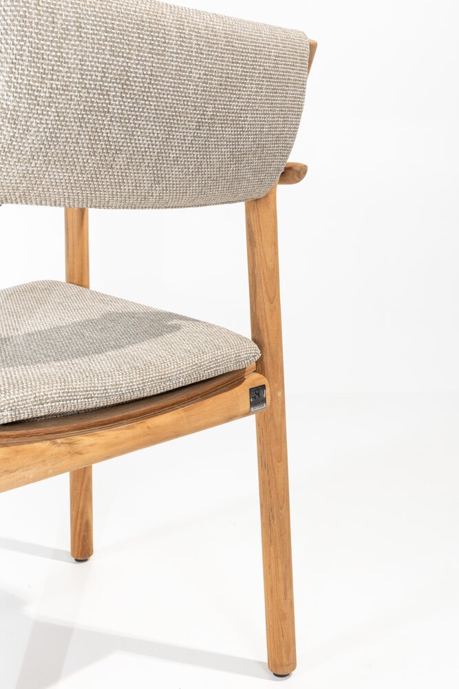 4 Seasons Outdoor Levi stapelbare tuinstoel teak 4 Seasons Outdoor 4 Seasons Outdoor Levi stapelbare tuinstoel teak 4 Seasons Outdoor