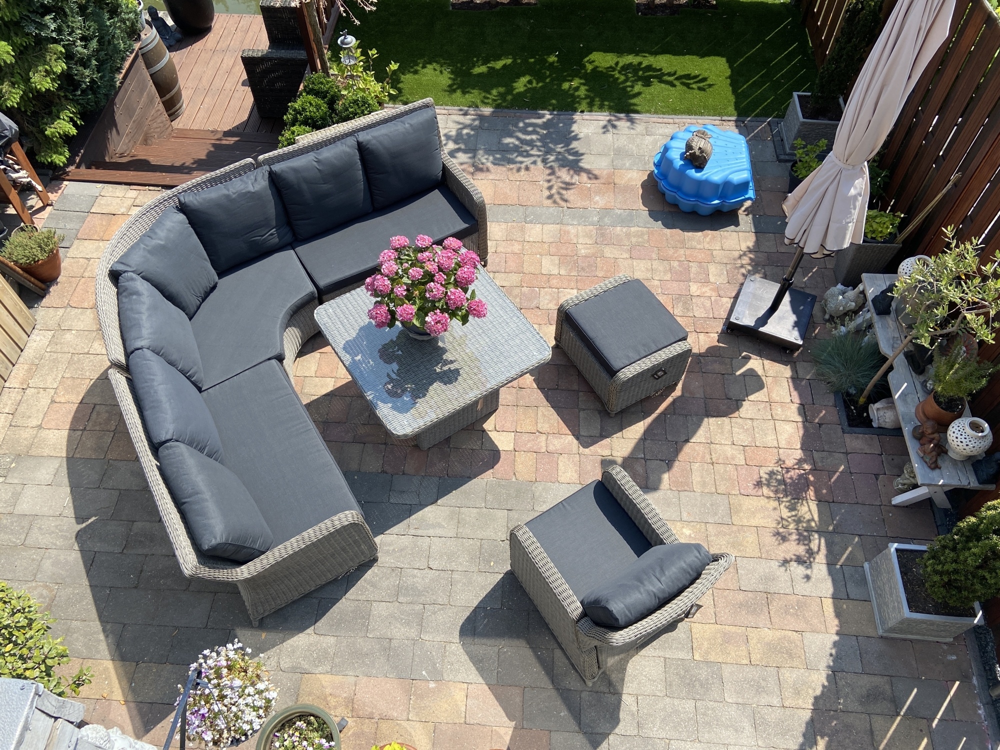 Kies voor ontspanning met ligbedden in de tuin Kies voor ontspanning met ligbedden in de tuin