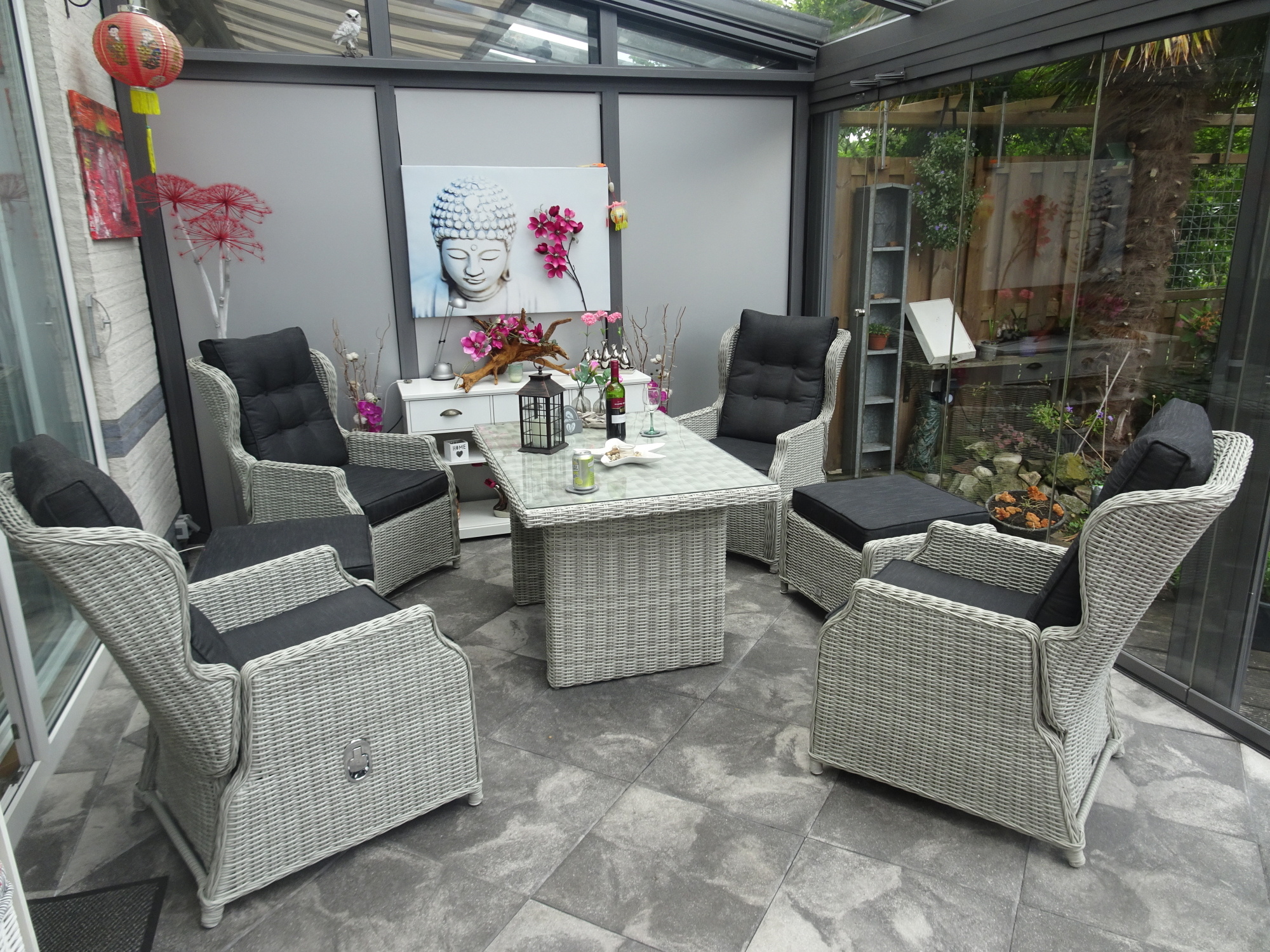 Een parasol is onmisbaar in je tuin