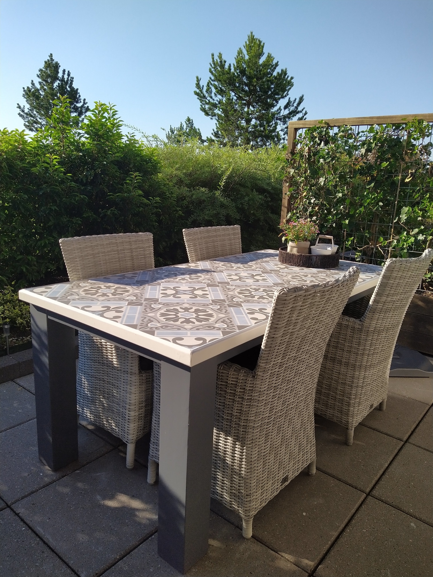 De meest handige tuinmeubelen voor een kleine tuin op een rijtje De meest handige tuinmeubelen voor een kleine tuin op een rijtje