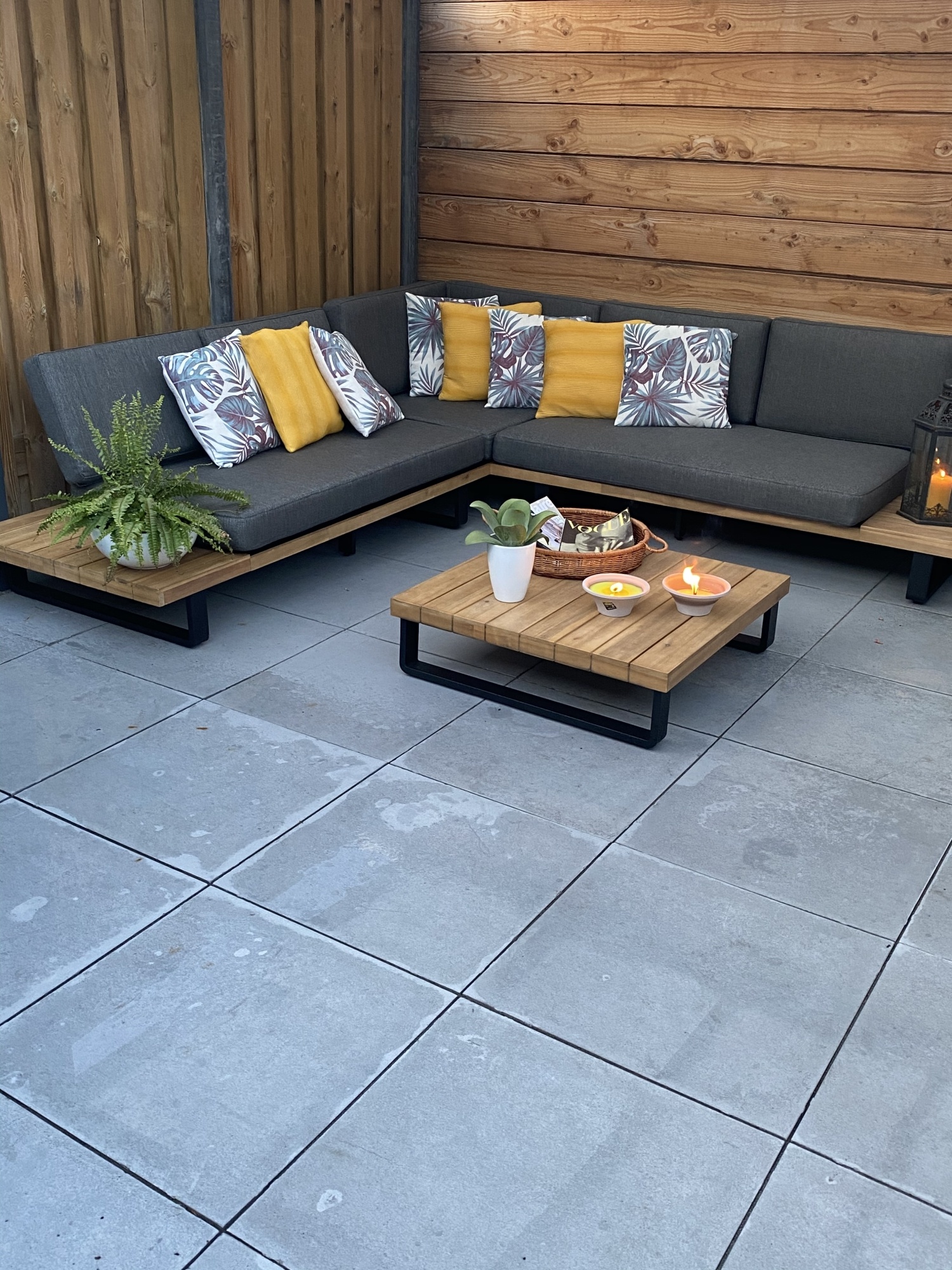 Ontdek De Trendsettende Kleuren in Tuinmode voor 2024