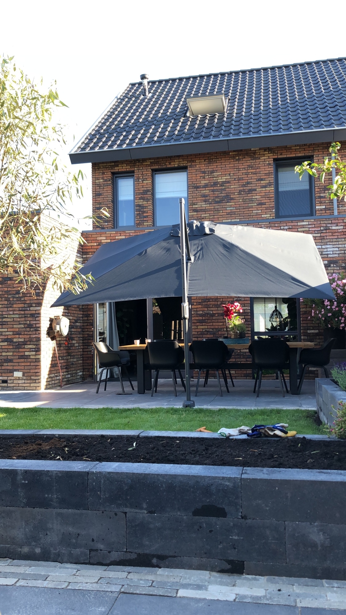 Het Belang van een Goede Tuininrichting: Zon en Schaduw in Perfecte Harmonie