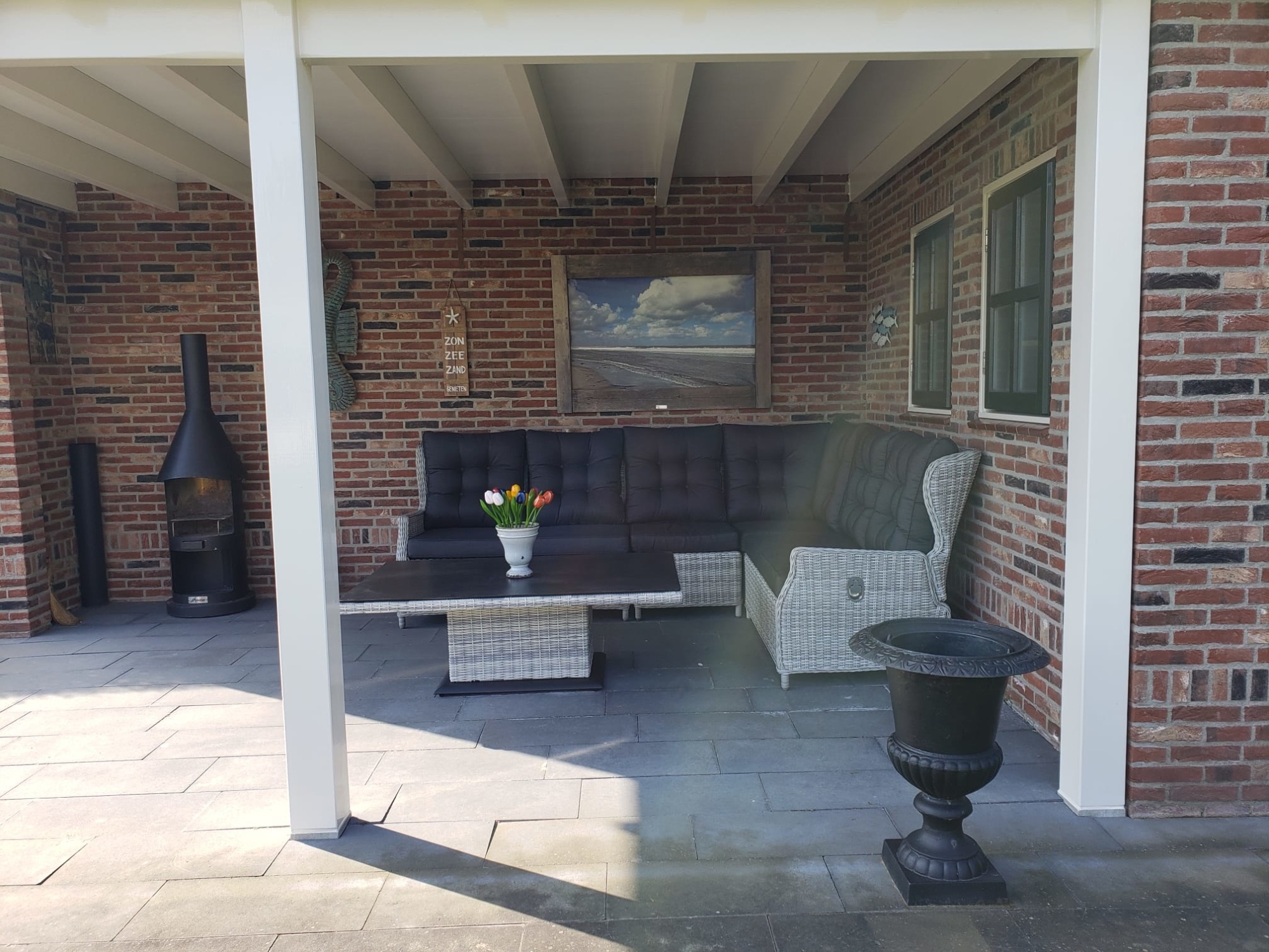 Voeg kleuren toe aan je tuin met de mooiste accessoires Voeg kleuren toe aan je tuin met de mooiste accessoires