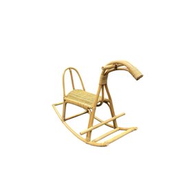 AVH-Collectie Mustang rotan hobbelpaard AVH-Collectie Mustang rotan hobbelpaard