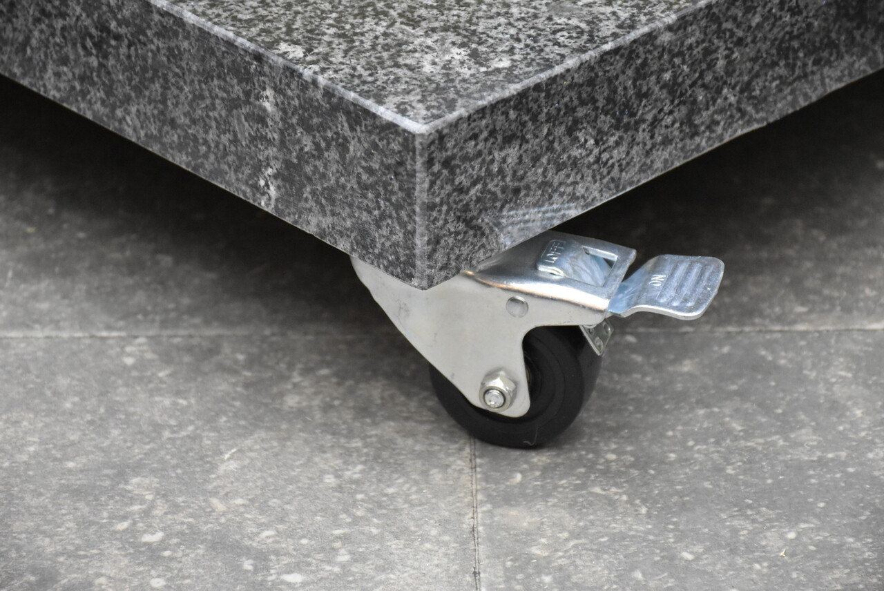 AVH-Collectie AVH parasolvoet 120 kg Hacienda / Siesta met 4 wielen graniet (6,4x6,4) AVH-Collectie AVH parasolvoet 120 kg Hacienda / Siesta met 4 wielen graniet (6,4x6,4)