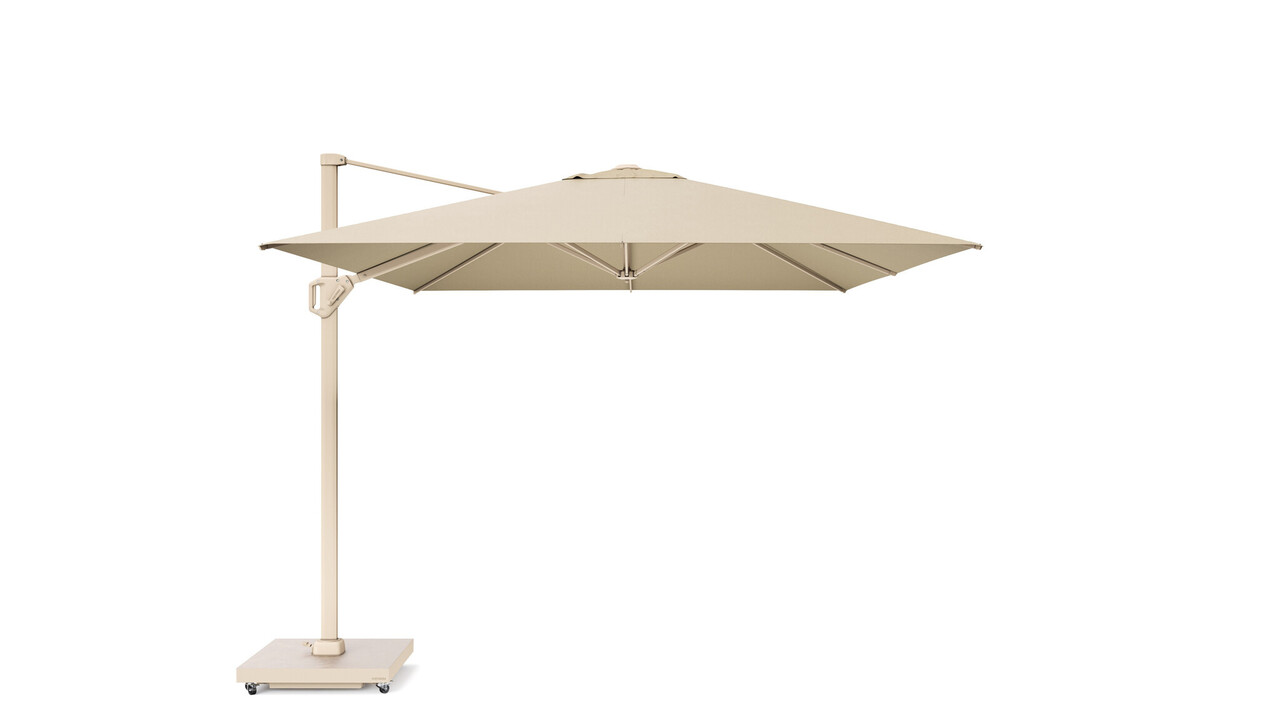 Platinum Challenger T1 premium parasol 400x300 cm sandstone champagne met 120 KG voet en hoes Platinum Challenger T1 premium parasol 400x300 cm sandstone champagne met 120 KG voet en hoes