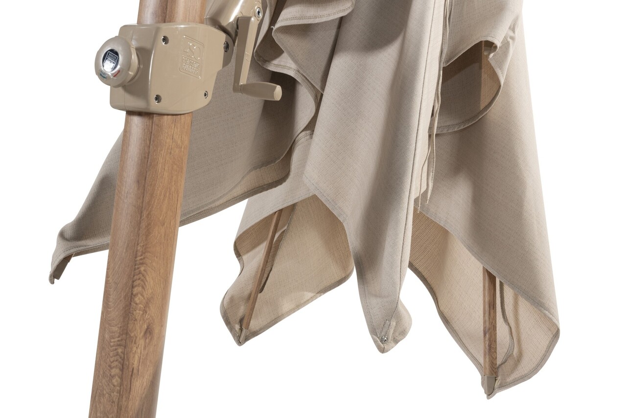 4 Seasons Outdoor Siesta premium zweefparasol 300x300 cm houtlook sand 4 Seasons Outdoor met 90 KG voet en hoes 4 Seasons Outdoor Siesta premium zweefparasol 300x300 cm houtlook sand 4 Seasons Outdoor met 90 KG voet en hoes