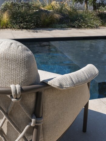 4 Seasons Outdoor Ezra chaise longue organische loungeset 4 delig teak terre 4 Seasons Outdoor 4 Seasons Outdoor Ezra chaise longue organische loungeset 4 delig teak terre 4 Seasons Outdoor