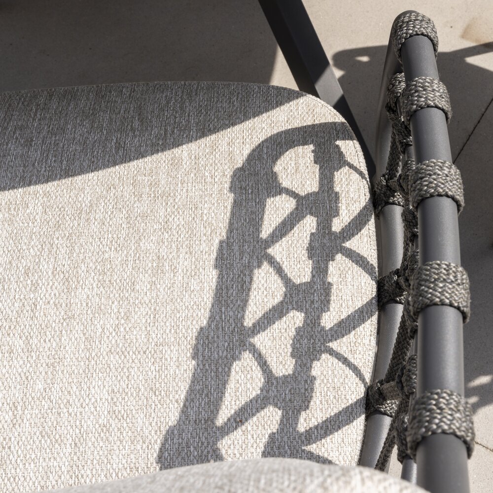 4 Seasons Outdoor Calpi Locarno dining tuinset 160 cm rond 7 delig HPL Antraciet 4 Seasons Outdoor 4 Seasons Outdoor Calpi Locarno dining tuinset 160 cm rond 7 delig HPL Antraciet 4 Seasons Outdoor