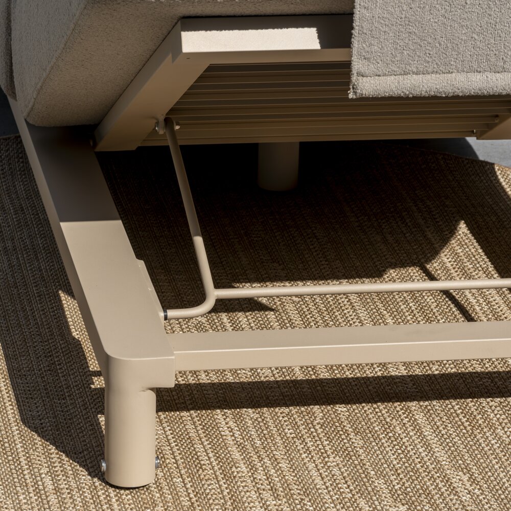 4 Seasons Outdoor Madeira ligbed met hoofdondersteuning latte 4 Seasons Outdoor 4 Seasons Outdoor Madeira ligbed met hoofdondersteuning latte 4 Seasons Outdoor