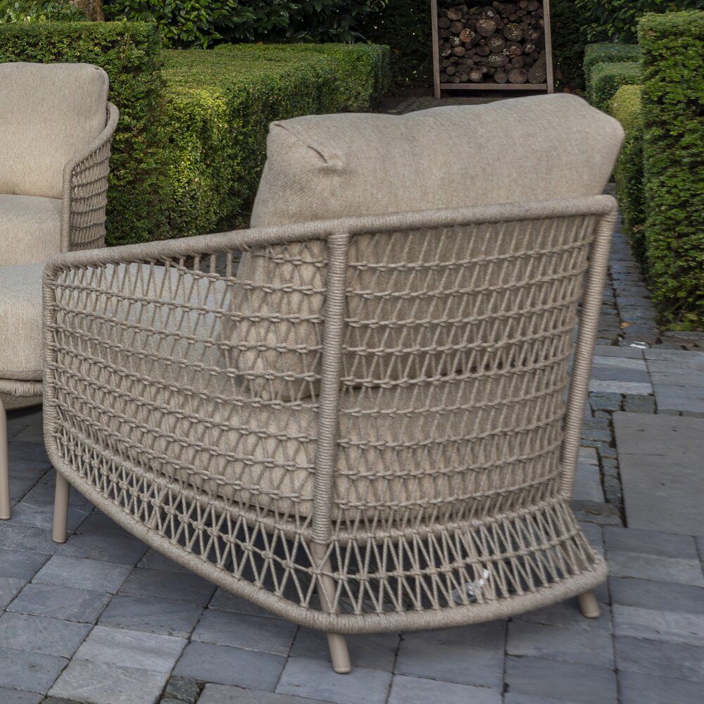 4 Seasons Outdoor Puccini lounge tuinstoel met 2 kussens latte 4 Seasons Outdoor