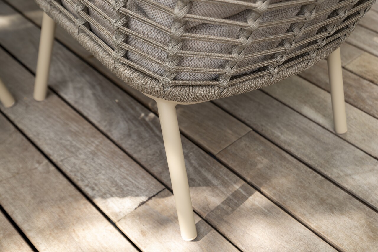 Taste 4SO Puglia Saba low dining tuinset160ØxH69 cm 7 delig met latte onderstel teak Taste 4SO Taste 4SO Puglia Saba low dining tuinset160ØxH69 cm 7 delig met latte onderstel teak Taste 4SO